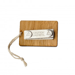 Магнит из дерева с гравировкой