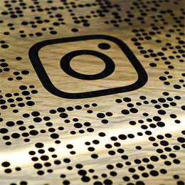 Табличка с гравировкой, материал: двухслойный пластик