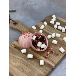 Шоколадная бомбочка «Клубника»