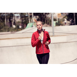 Куртка софтшелл женская Trial Lady, зеленая